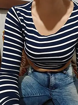 Lupita_sol's Webcam Show