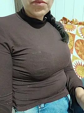 Pokazy przed kamerką – Lupita_sol
