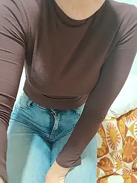 Pertunjukan Kamera Web Lupita_sol