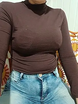 Lupita_sol Adlı Modelin Web Kamerası Şovu