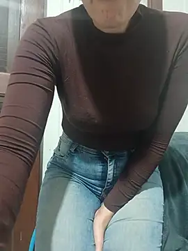 Lupita_sol: διαδικτυακό σόου στην κάμερα