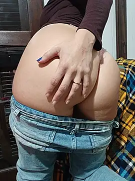 Lupita_sol's Webcam Show