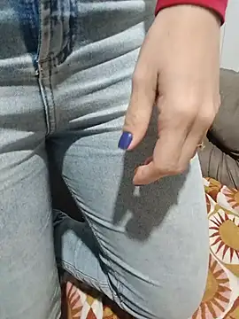 Lupita_sol's Webcam Show