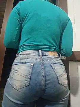 Pertunjukan Kamera Web Lupita_sol