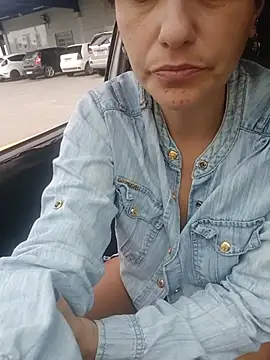Lupita_sol's Webcam Show