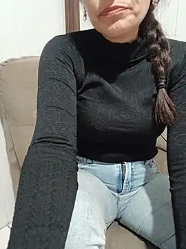 הופעת וובקאם של Lupita_sol