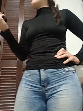 Lupita_sol's Webcam Show