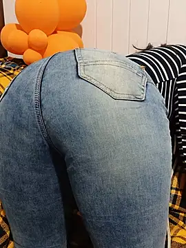 Pokazy przed kamerką – Lupita_sol