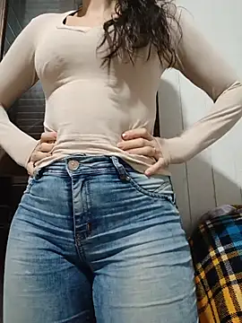 Lupita_sol's Webcam Show