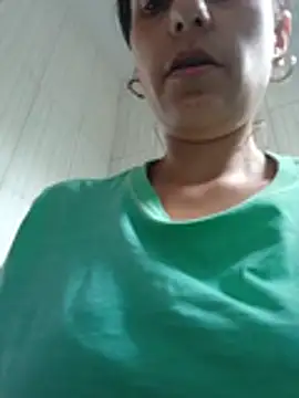 Lupita_sol's Webcam Show