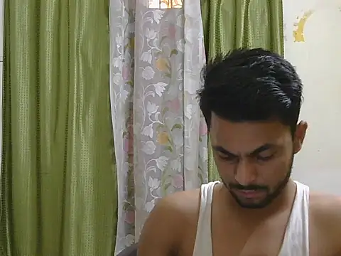 Chat XXX ao vivo de Stubborndesiboy