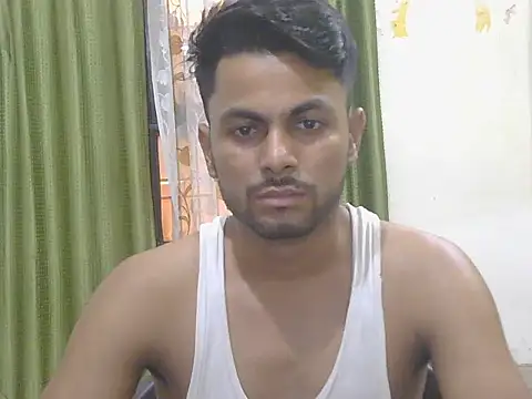 Stubborndesiboy 网络视讯表演
