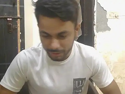 Stubborndesiboy 网络视讯表演