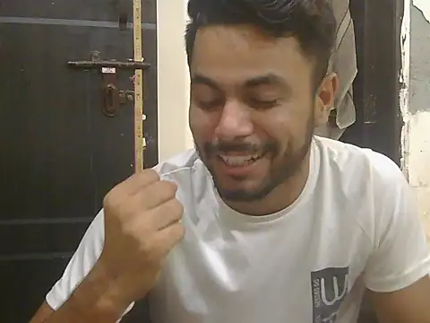 Stubborndesiboy Webcam-Show
