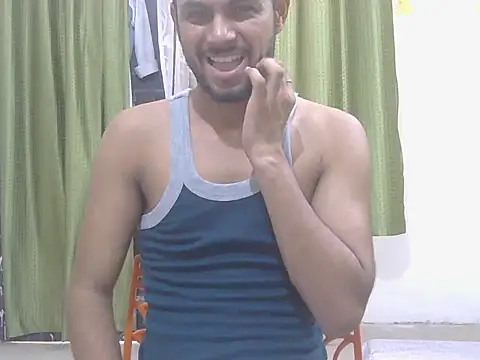 Stubborndesiboy 网络视 讯表演