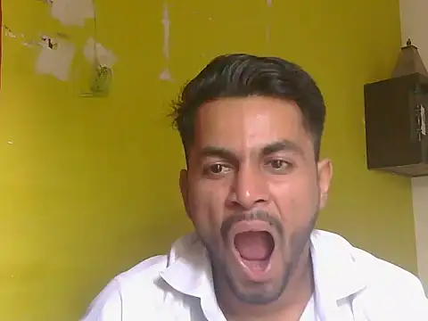 Stubborndesiboy Show Webcam