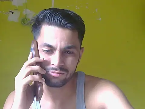 Stubborndesiboy 网络视讯表演