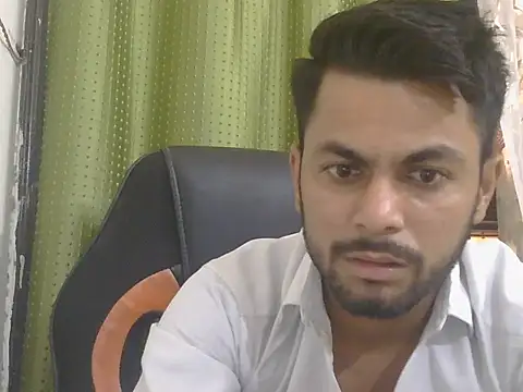 Stubborndesiboyのウェブカメラショー