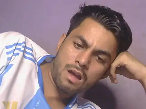 Stubborndesiboy Adlı Modelin Web Kamerası Şovu