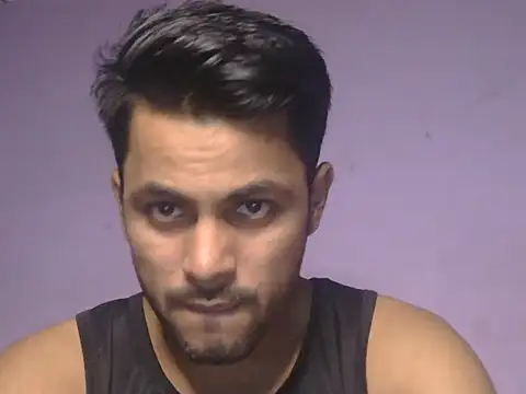 Stubborndesiboy Show Webcam