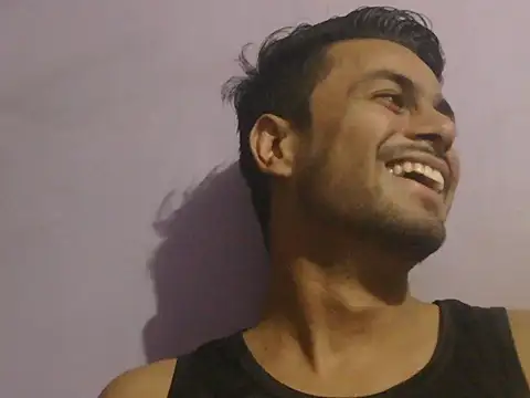 Stubborndesiboy's Webcam Show