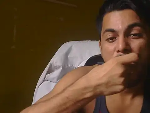 Stubborndesiboy Webcam show