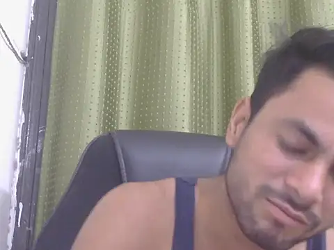 Stubborndesiboy Webcamshow