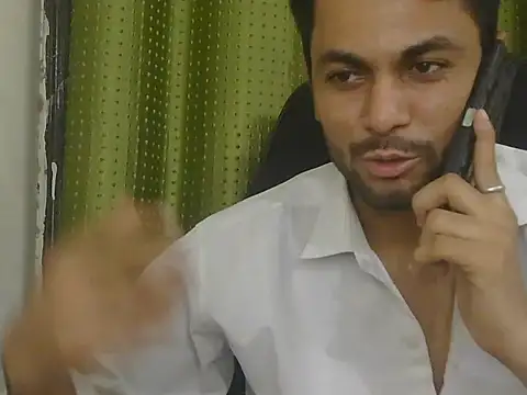 Stubborndesiboy Show Webcam