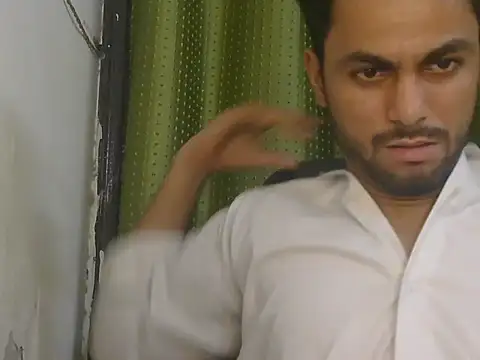 Stubborndesiboyのウェブカメラショー