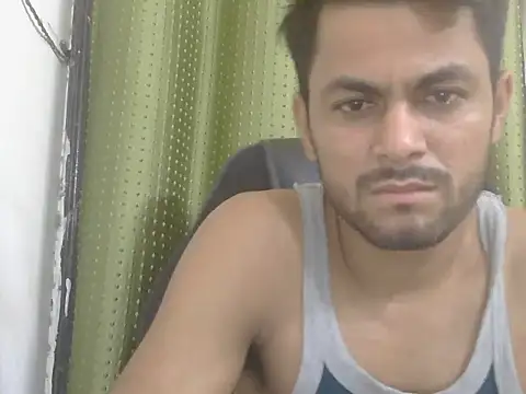Stubborndesiboyのウェブカメラショー