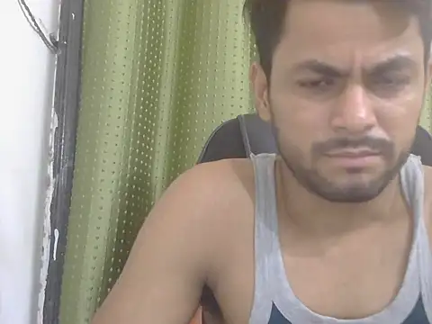 Stubborndesiboy Webcam-Show