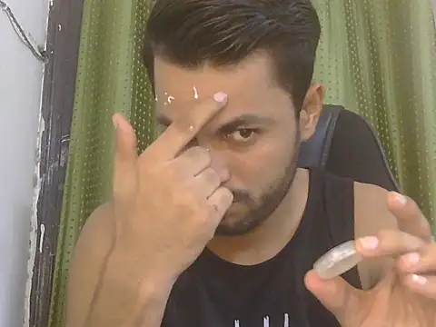 Stubborndesiboy webcam show
