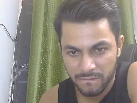Stubborndesiboy 网络视讯表演