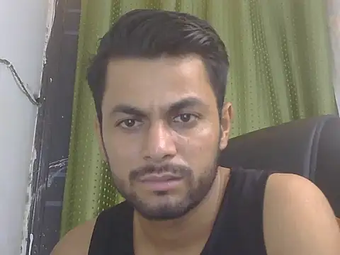 Stubborndesiboy Show in webcam