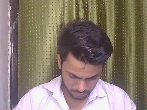 Stubborndesiboy 网络视讯表演