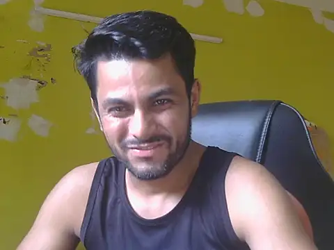 عرض كام Stubborndesiboy