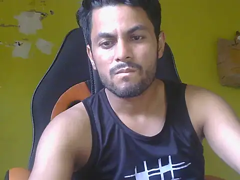 Stubborndesiboy 在線直播表演