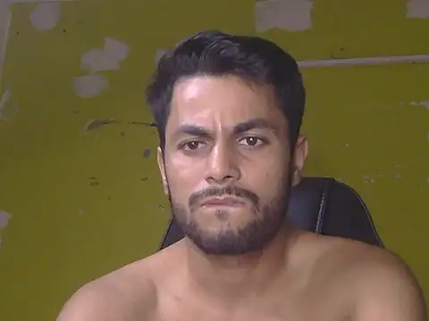 Stubborndesiboy: вебкам-шоу