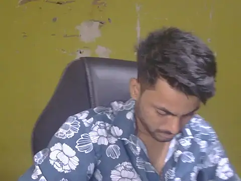 Stubborndesiboy webcam show