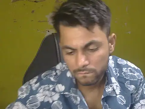 Stubborndesiboy webcam show