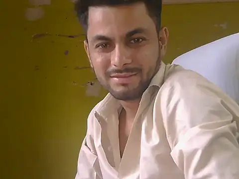 Stubborndesiboy's Webcam Show