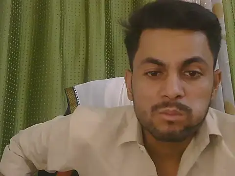 Stubborndesiboy Adlı Modelin Web Kamerası Şovu