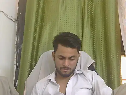 Stubborndesiboy 网络视讯表演