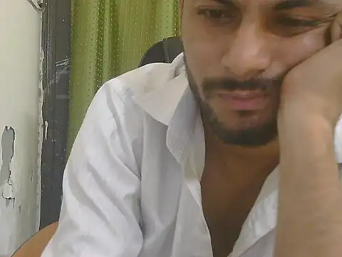 Stubborndesiboy webcam show