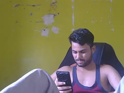 Stubborndesiboyのウェブカメラショー