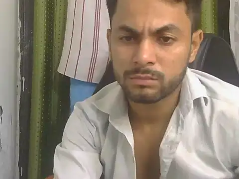 Stubborndesiboy's Webcam Show
