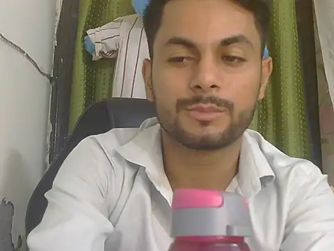 عرض كام Stubborndesiboy