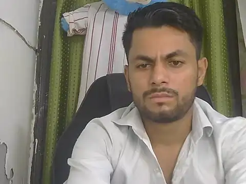 Stubborndesiboy 在線直播表演
