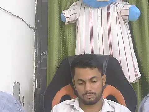 Stubborndesiboyのウェブカメラショー