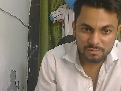 Stubborndesiboyのウェブカメラショー